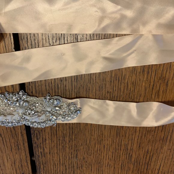 Gorgeous rhinestone, beaded, and pearl belt